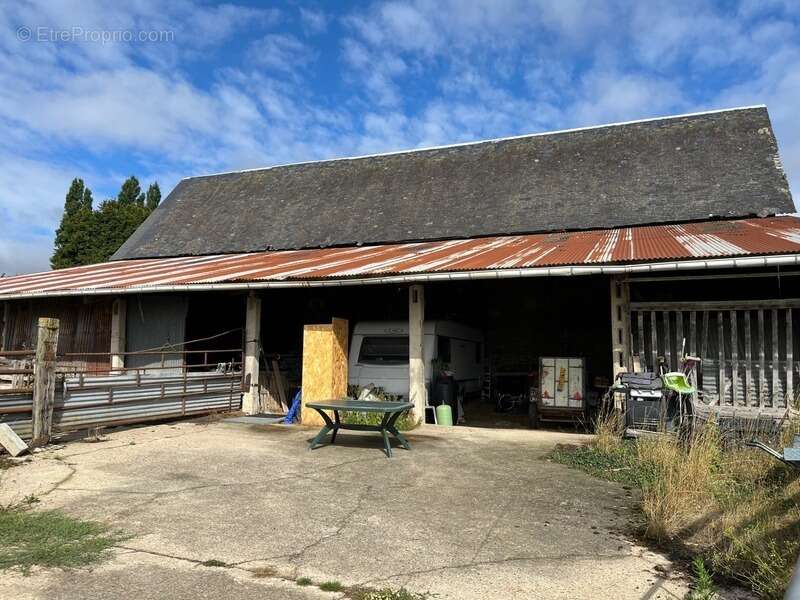Maison à AUNAY-SUR-ODON