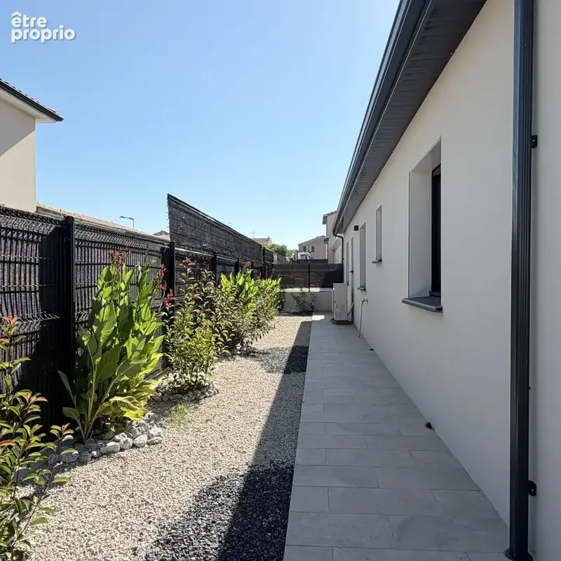 Maison - Lespignan - 4 pièces - 96.99 m² - photo 4