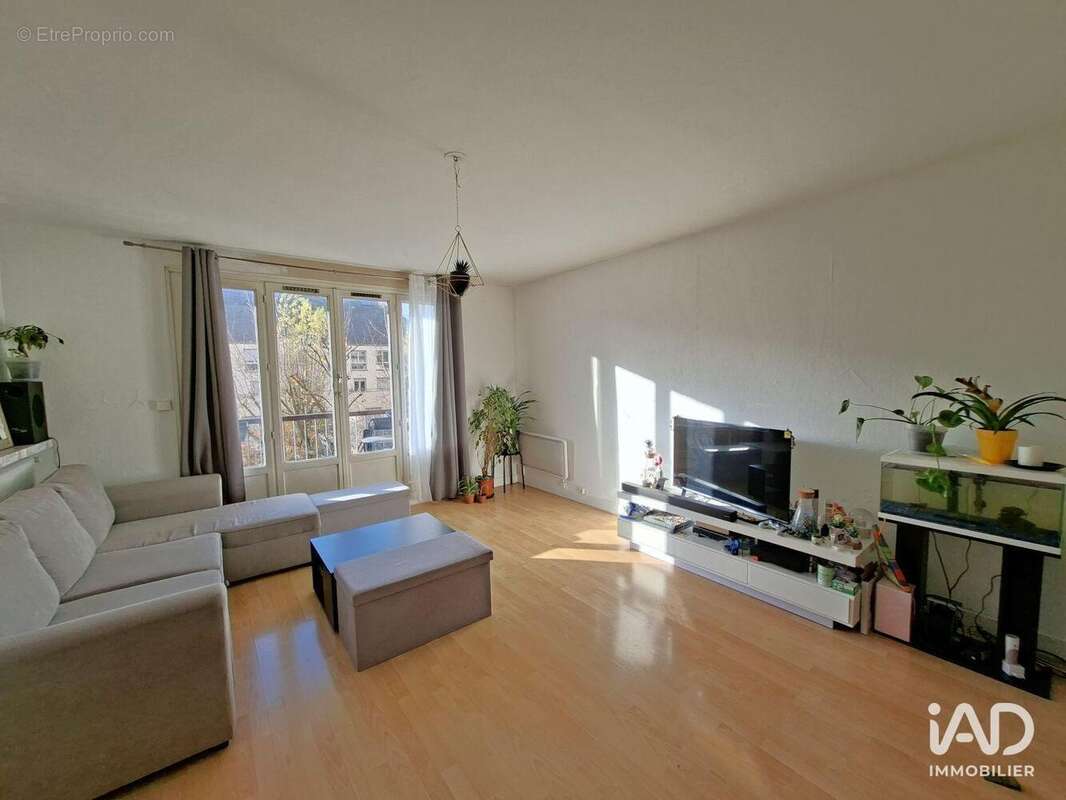 Photo 3 - Appartement à NEUILLY-SUR-MARNE