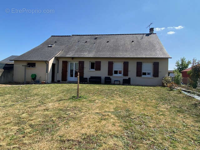 Maison à PARIGNE-L&#039;EVEQUE