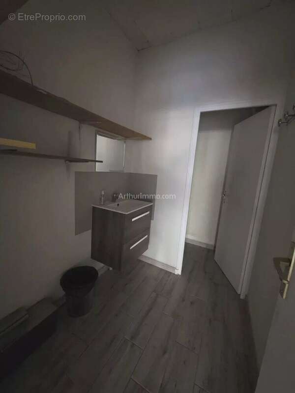 Commerce à DRAGUIGNAN