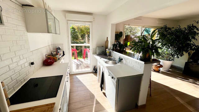 Appartement à EZE