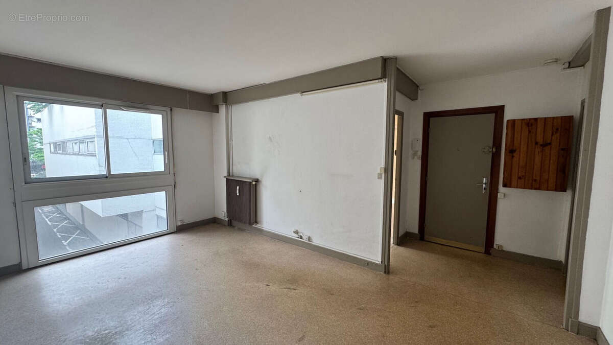 Appartement à PARIS-12E