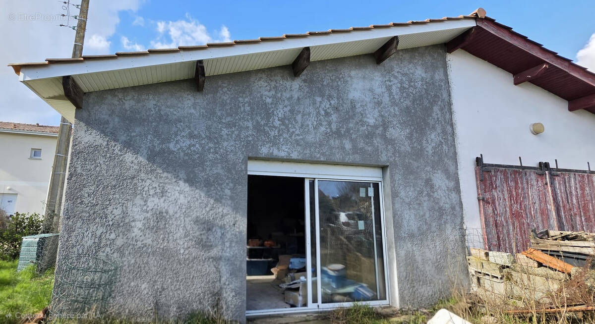 Maison à CADAUJAC