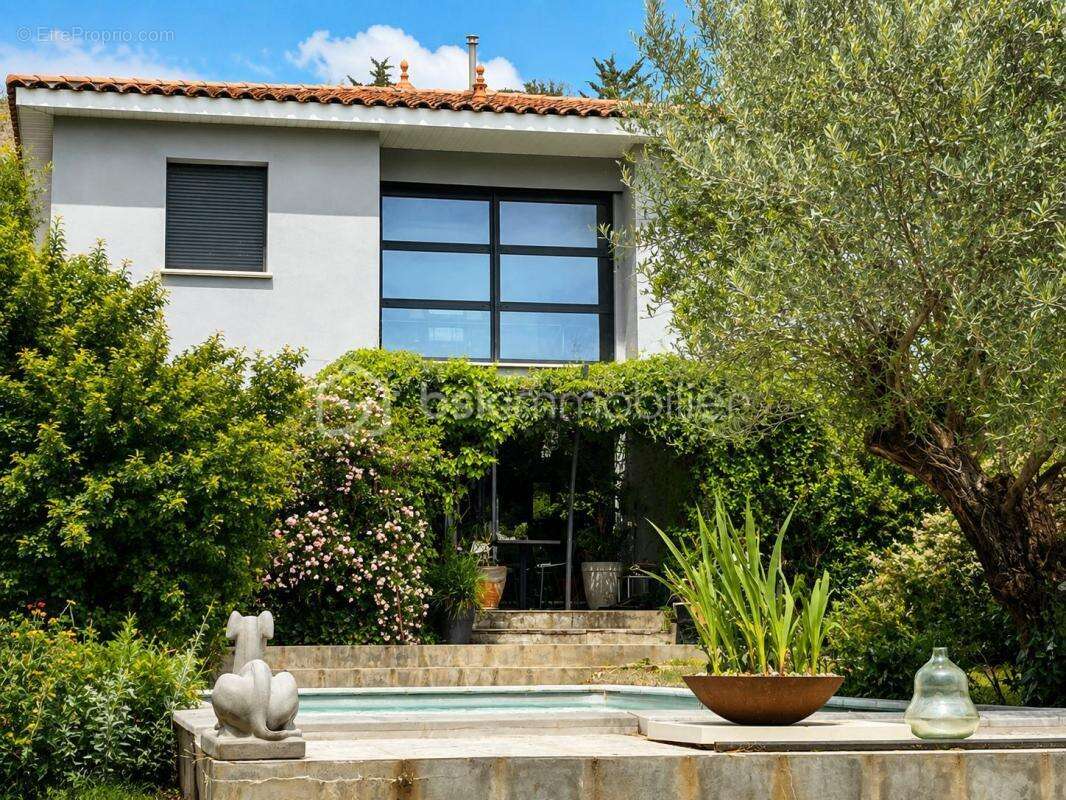 Villa avec piscine et 1 650 m² de jardin 20 min de Montpellier - photo 2