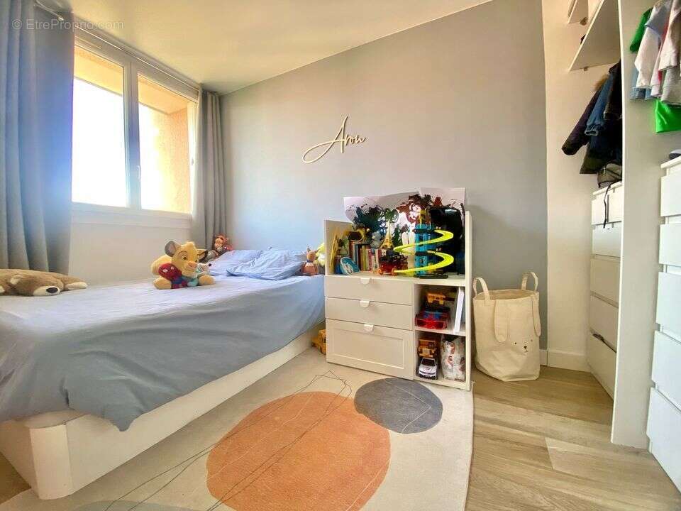 T4 DERNIER ETAGE  / BALCON / PARKING / BATARELLE BASSE - Appartement à MARSEILLE-13E