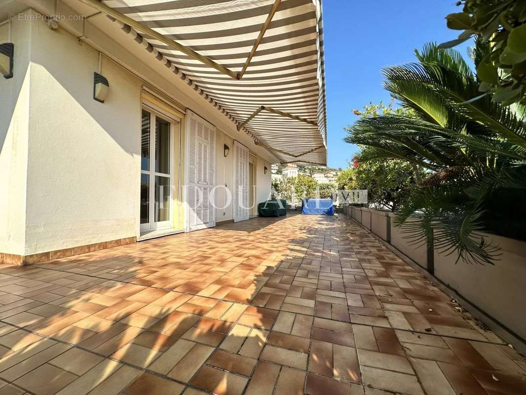 Appartement à MENTON
