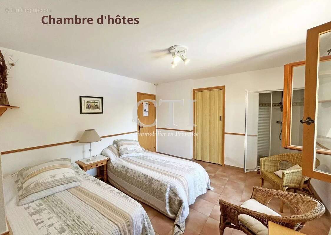 Maison à VAISON-LA-ROMAINE