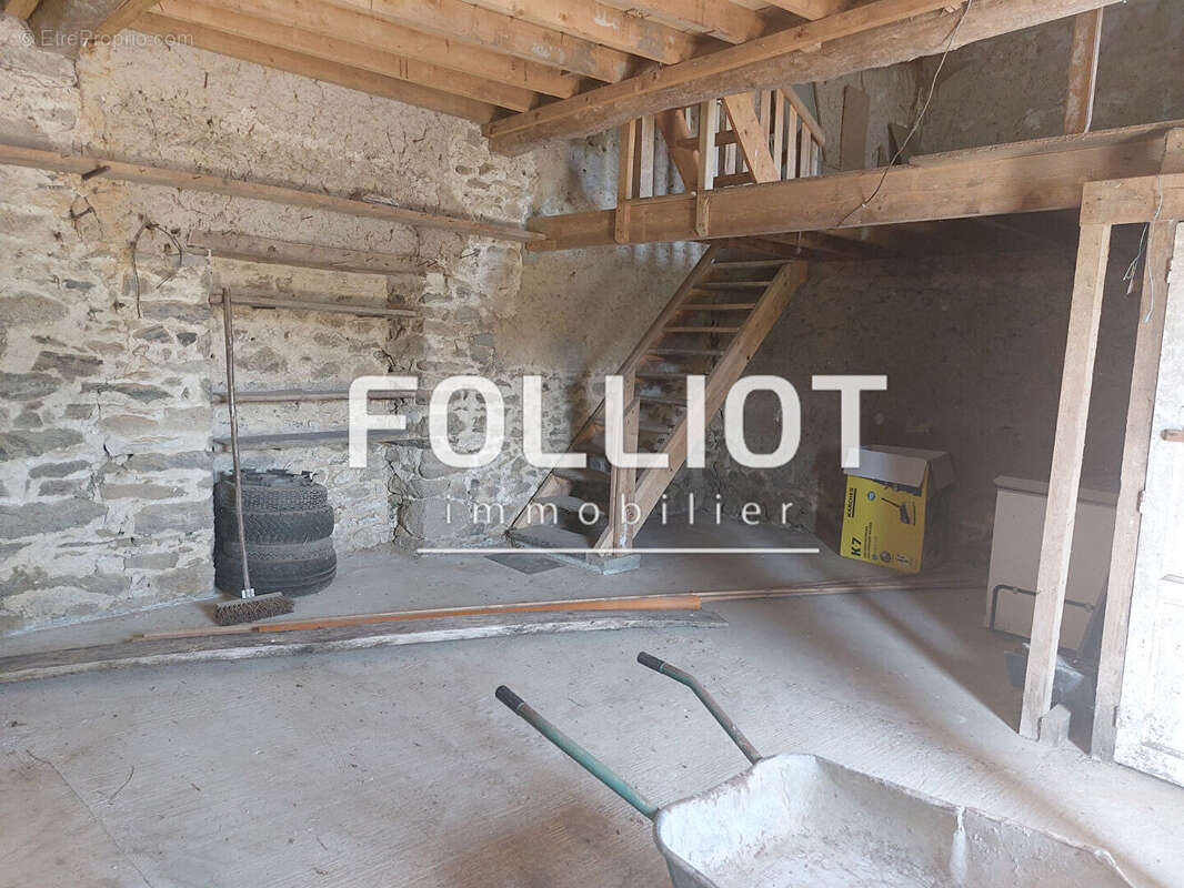 Maison à SAINT-SAUVEUR-LENDELIN