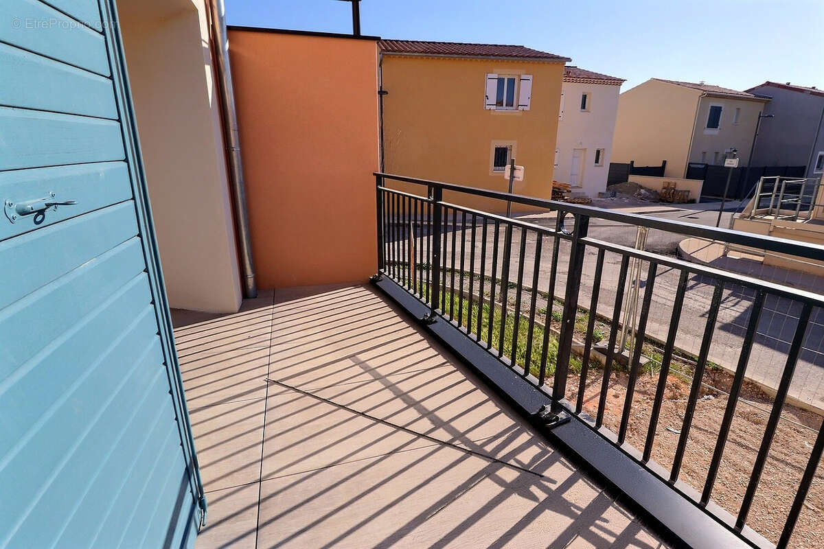 Maison à SARRIANS