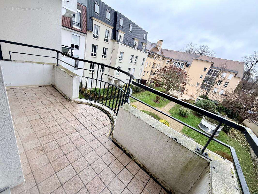 Appartement à L&#039;ISLE-ADAM