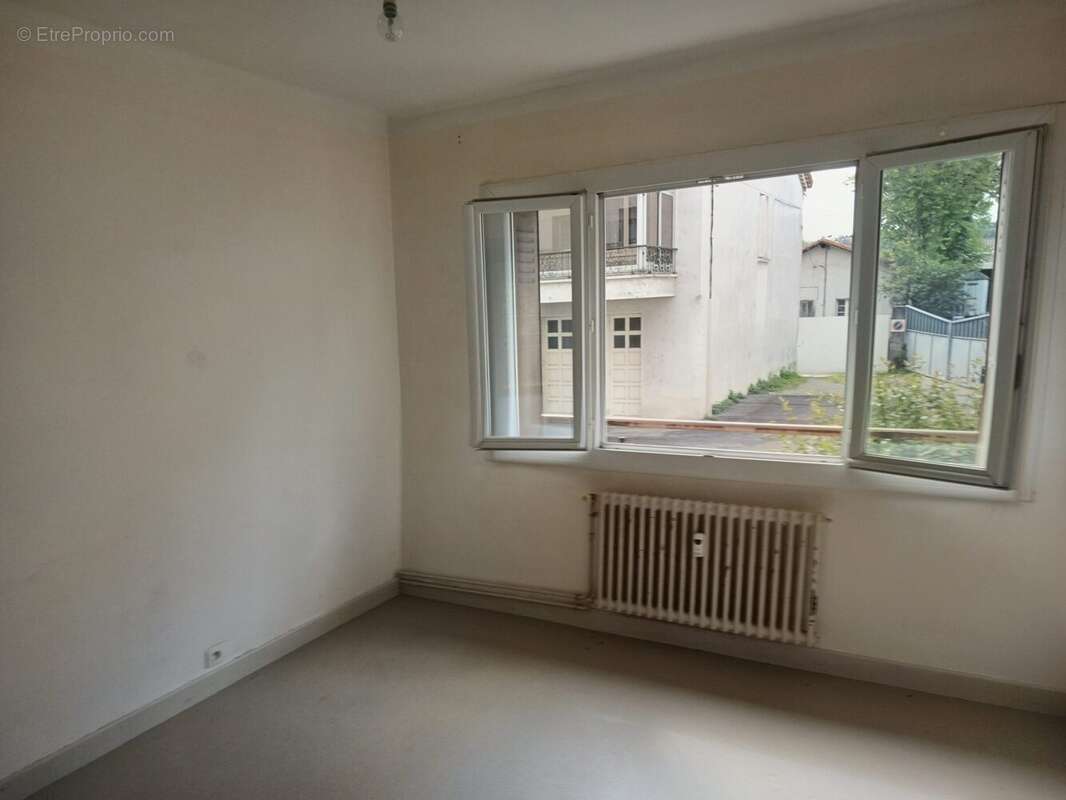 Appartement à AUBENAS