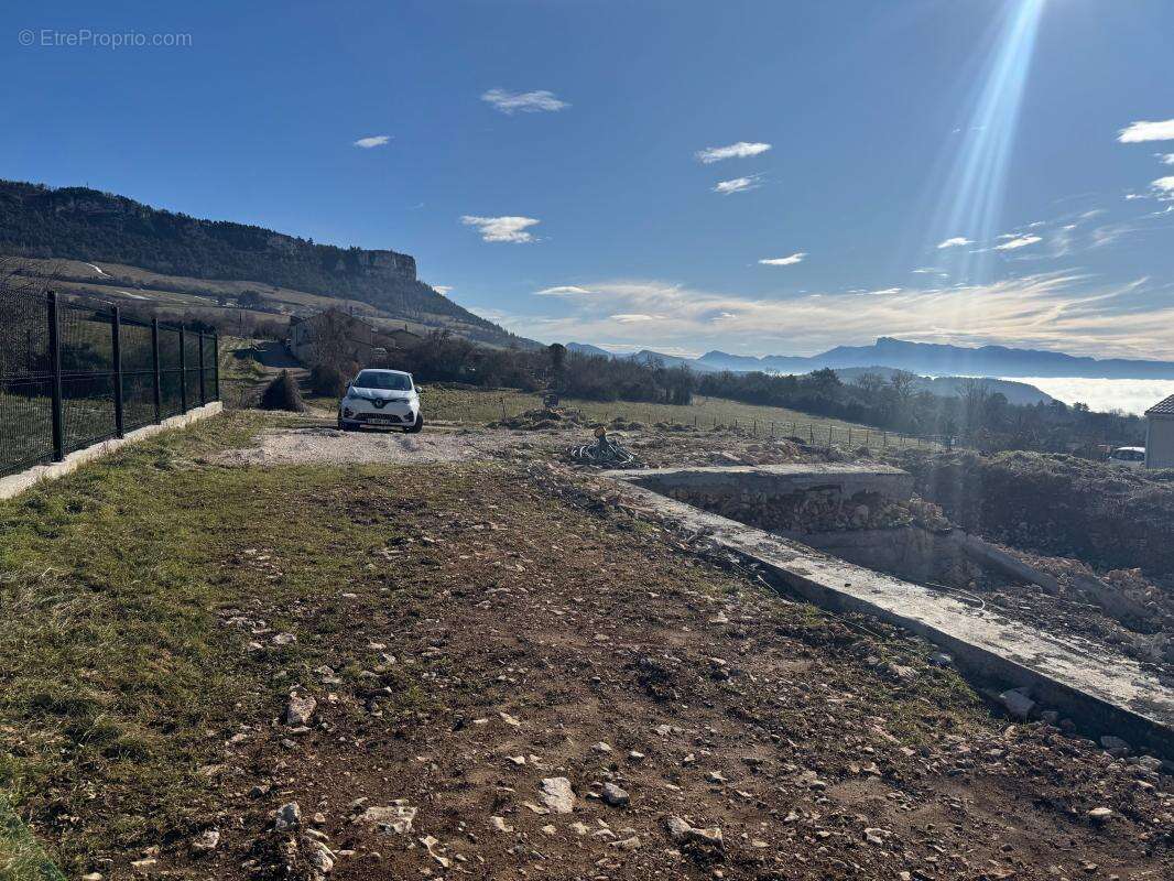 Terrain à PLAN-DE-BAIX