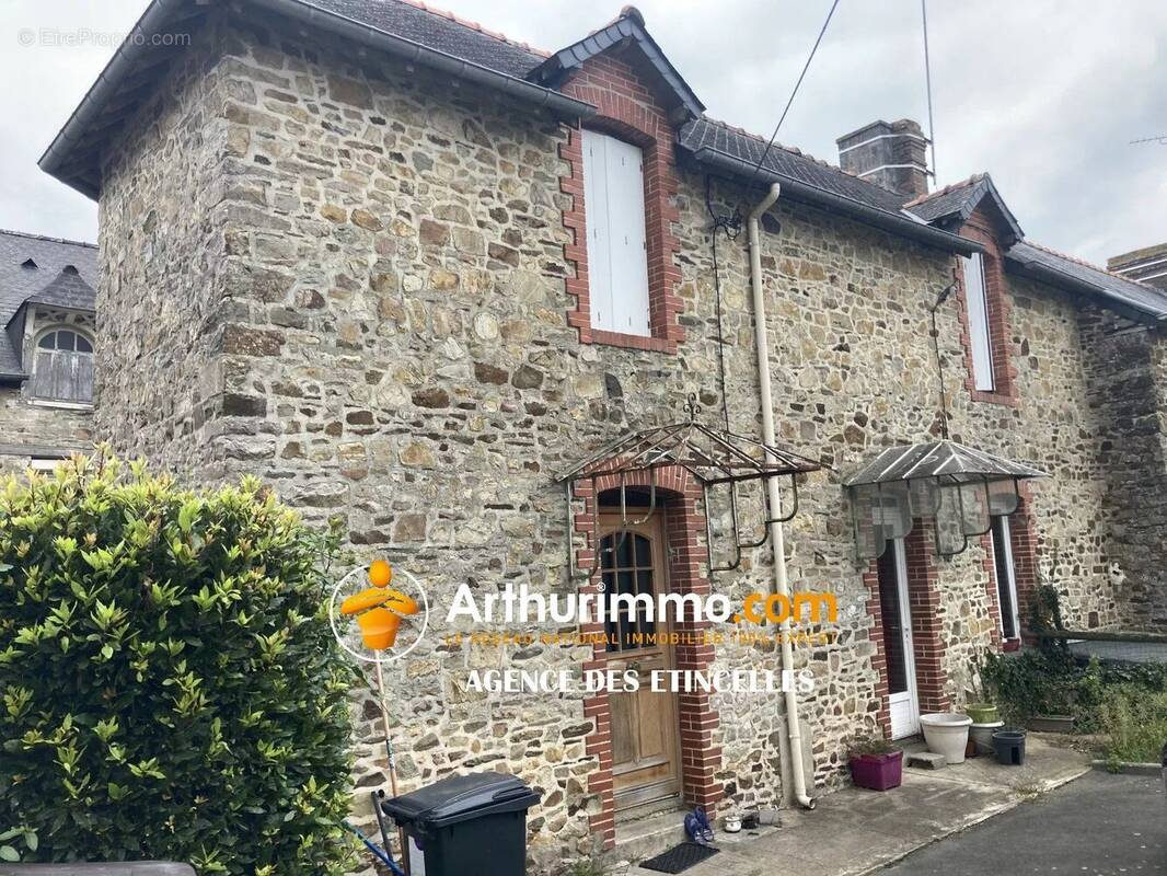 Maison à MARTIGNE-FERCHAUD