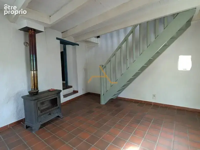 Maison de village à vendre à Montjoux  Environ 170 m² avec cour et jardin - photo 11