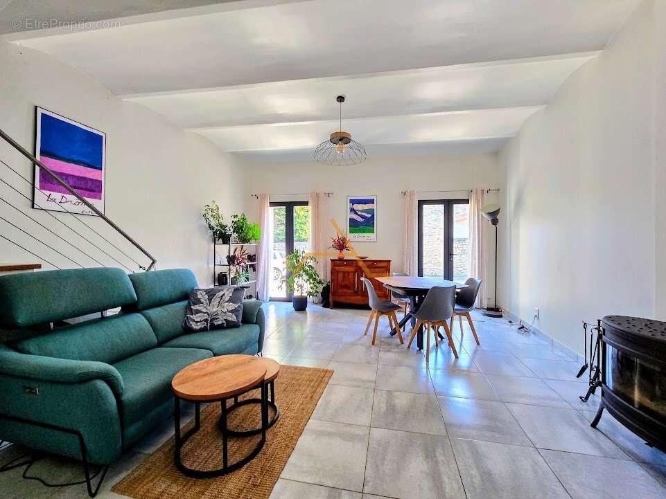 Maison à PORTES-EN-VALDAINE