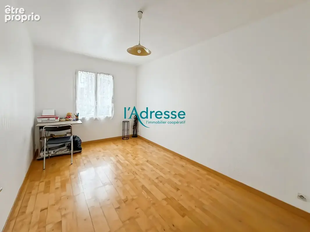 Maison familiale Bouafle de 118m² et 4 chs - photo 11