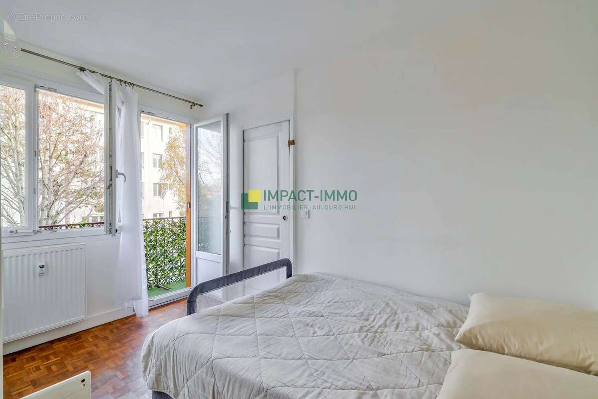 Appartement à COLOMBES