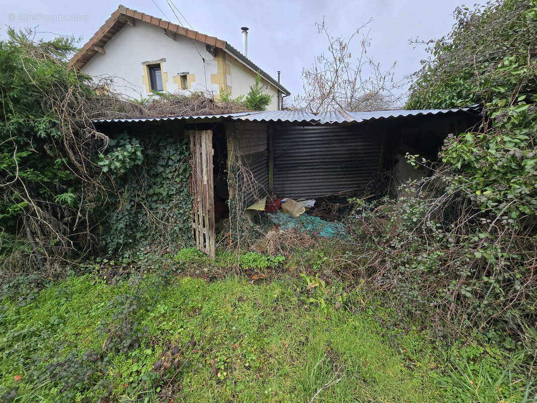 Maison à MAZIERES
