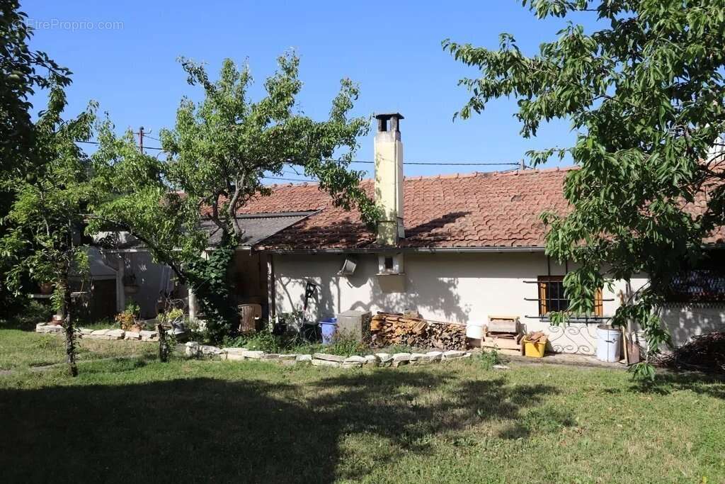 Maison à LAROQUE-D'OLMES
