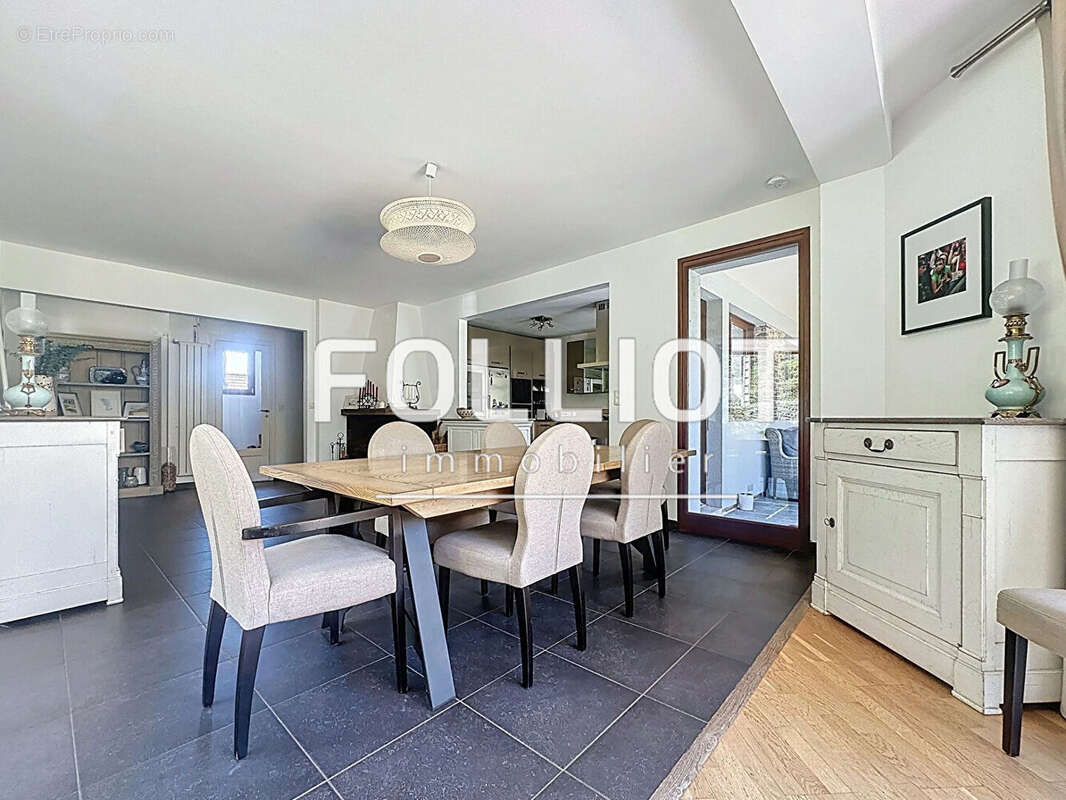 Maison à BARNEVILLE-CARTERET