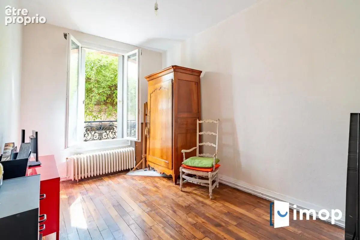 Appartement 3 pièces avec jardin et à faibles charges à 2 min de la Gare La Barre Ormesson - photo 8