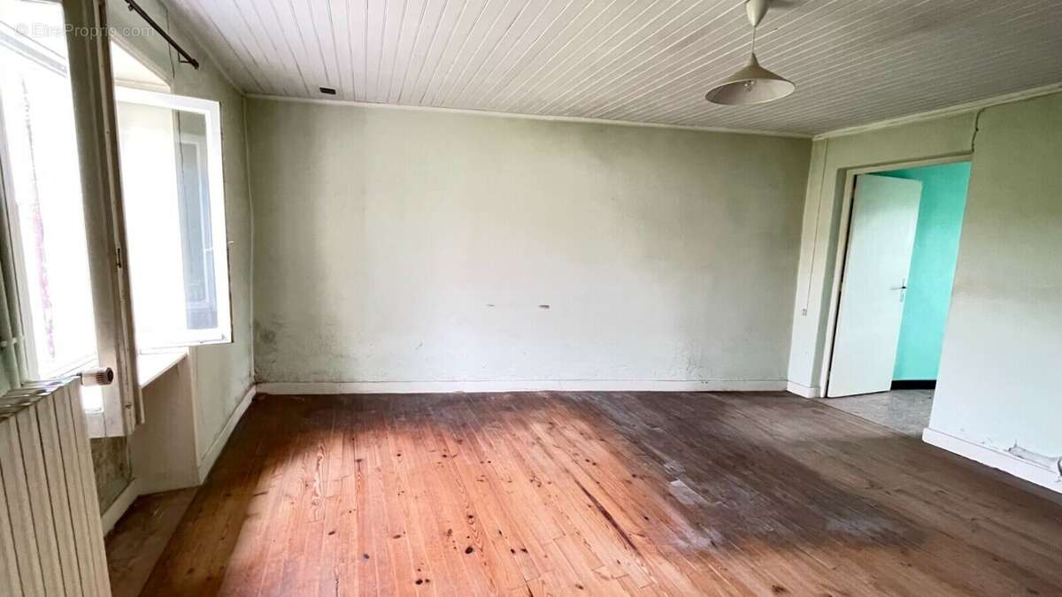 Maison à SAINT-ANDRE-DE-BAGE