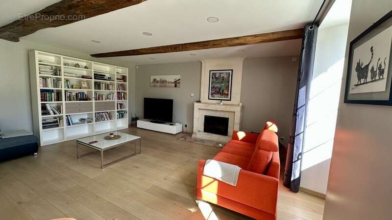 Maison à CHALLIGNAC