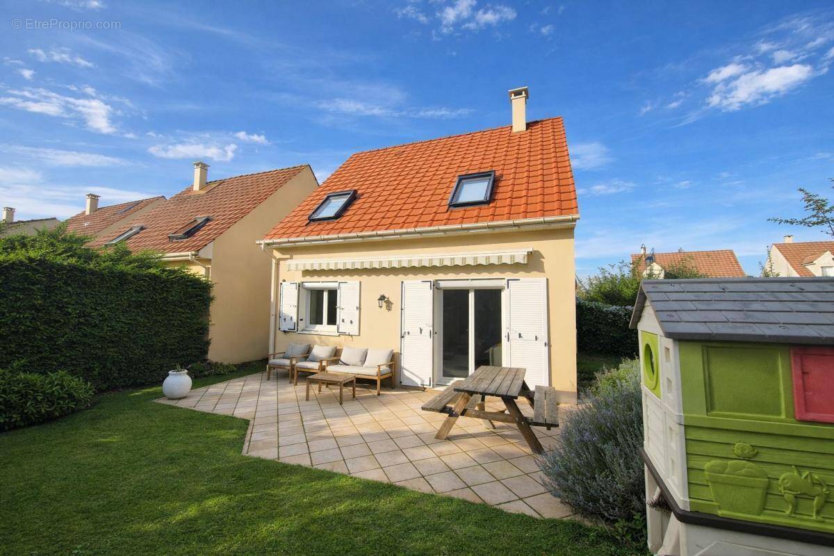 Maison à CARRIERES-SOUS-POISSY