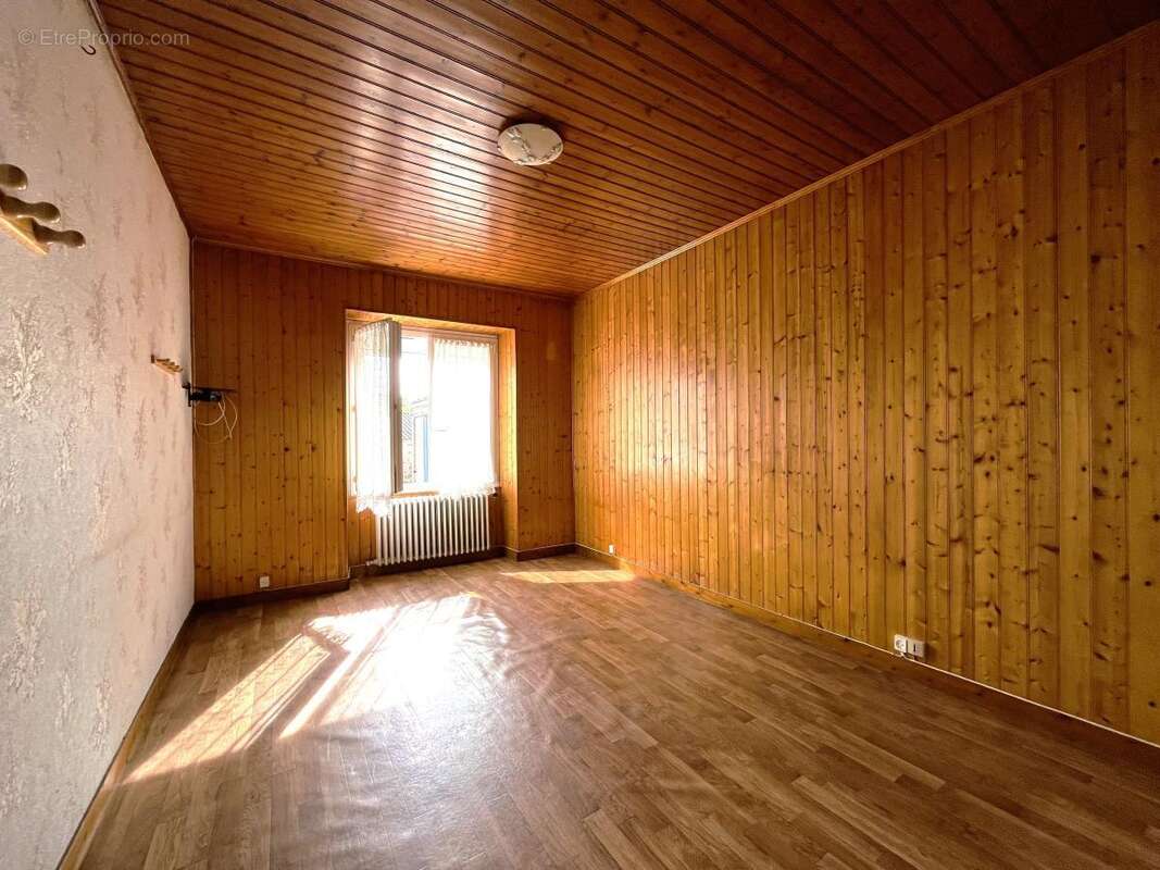 Maison à CHAUVE