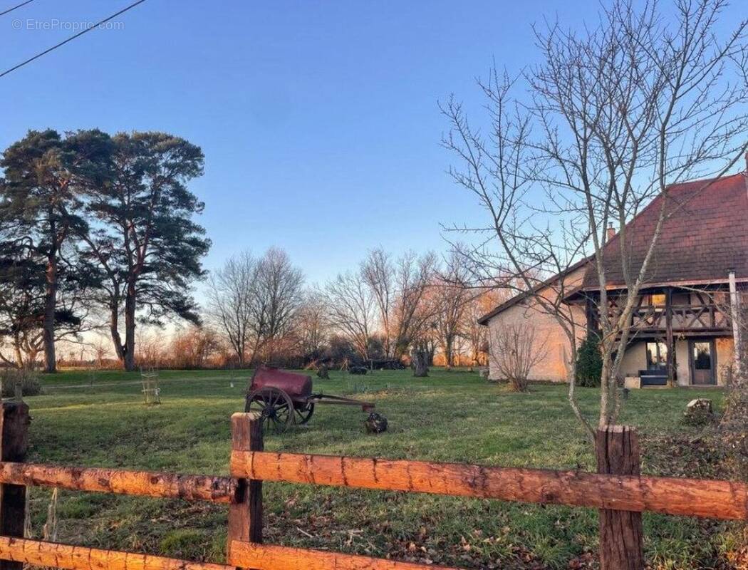 Photo 1 - Maison à MERVANS