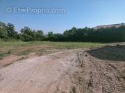 Terrain à BOURG-DE-PEAGE