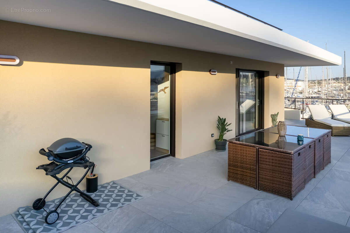 Appartement à SAINT-MANDRIER-SUR-MER