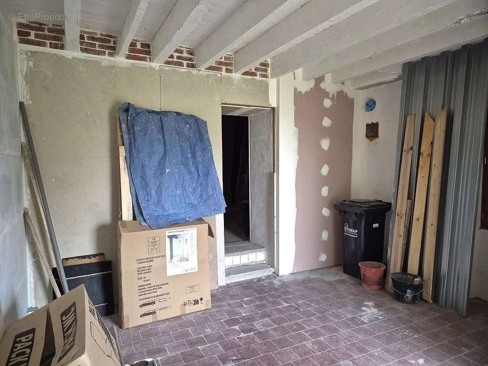 Maison à BELLEGARDE