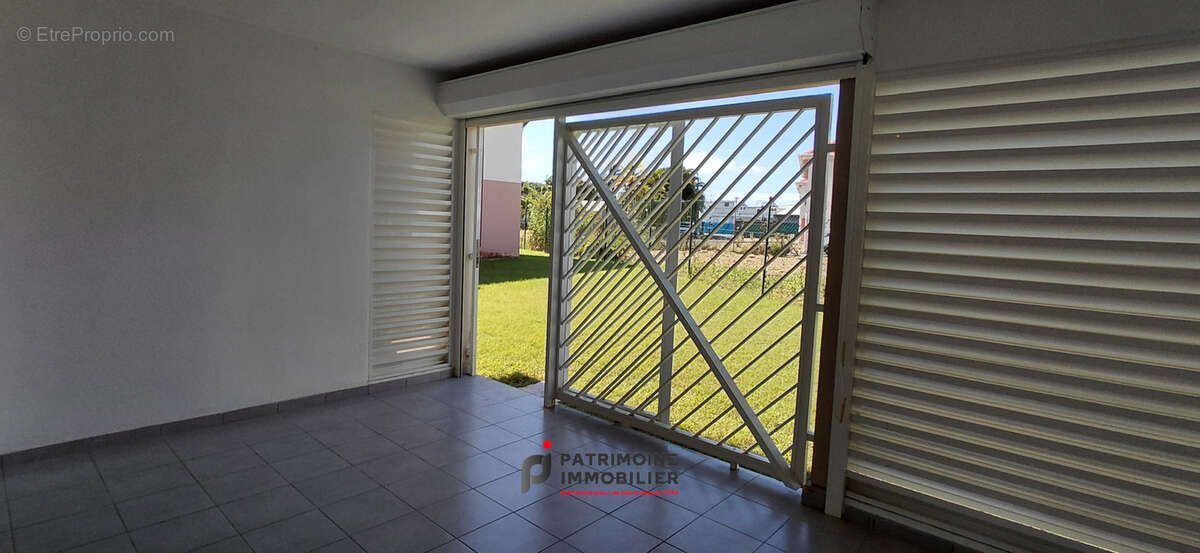 Appartement à PETIT-BOURG