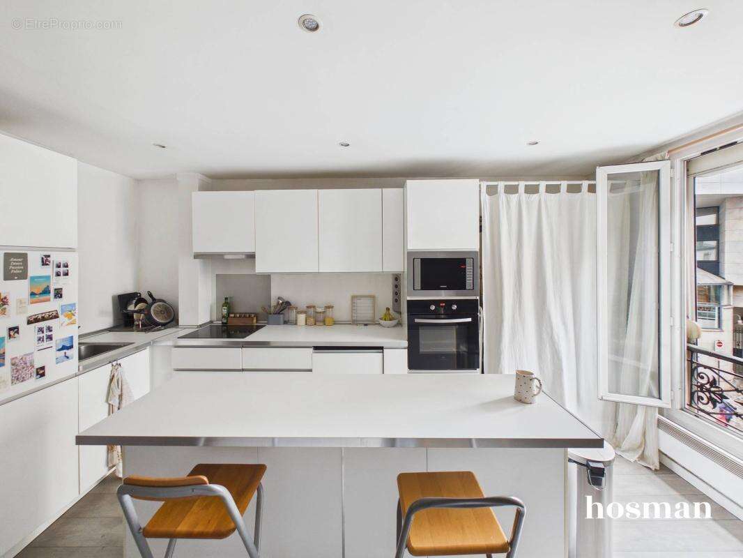 Appartement à LEVALLOIS-PERRET