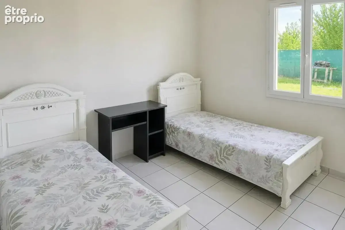 Maison 4 chambres avec jardin à Lagrave - photo 12