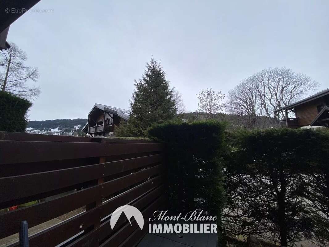 Appartement à DEMI-QUARTIER