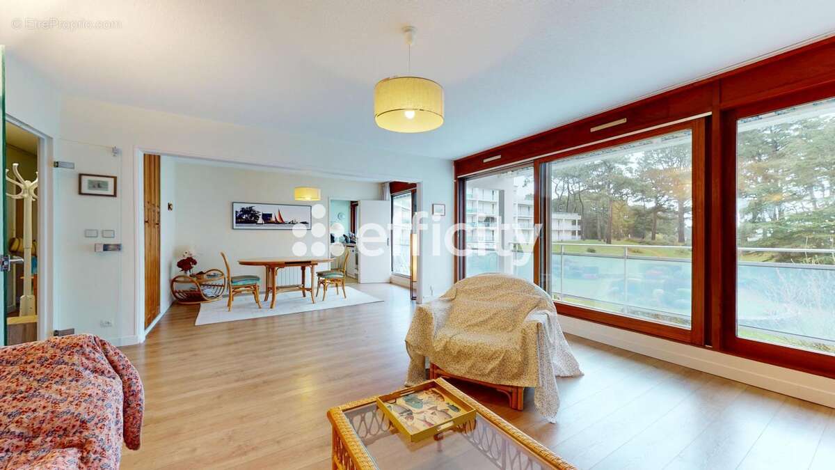 Appartement à SAINT-PHILIBERT