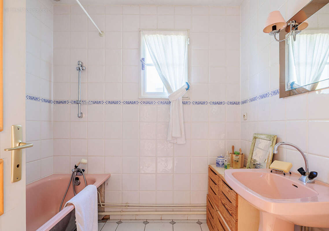 Maison à SAINT-ORENS-DE-GAMEVILLE