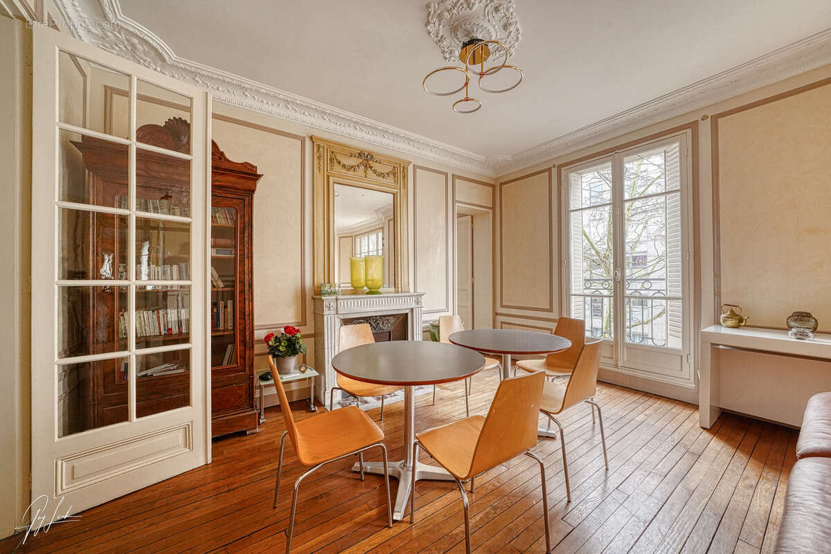 Appartement à PARIS-20E