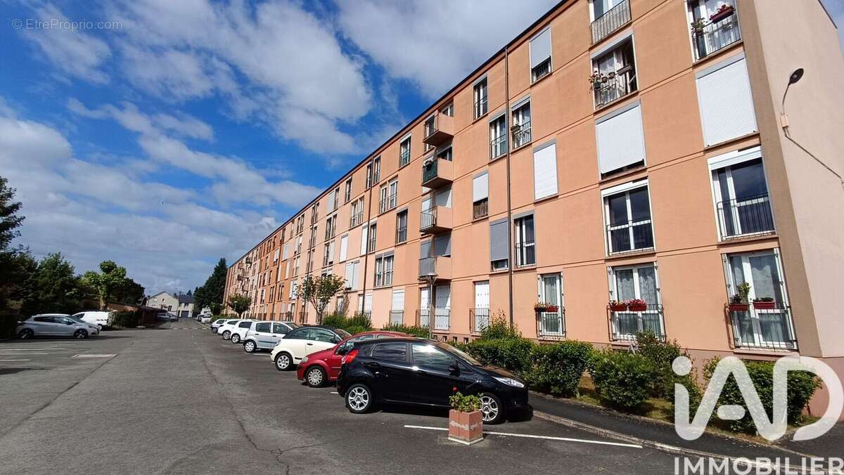 Appartement 64 m² à Chateauroux  - photo 9
