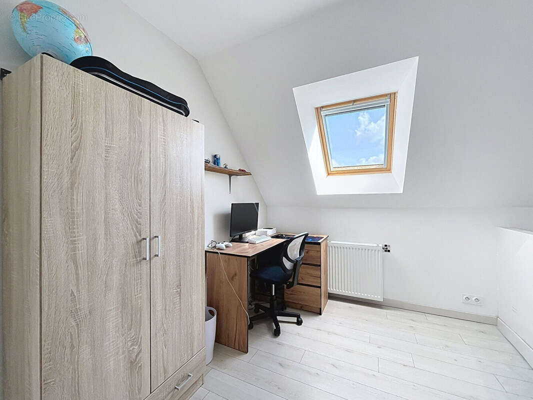 Maison à SAINT-MELOIR-DES-ONDES