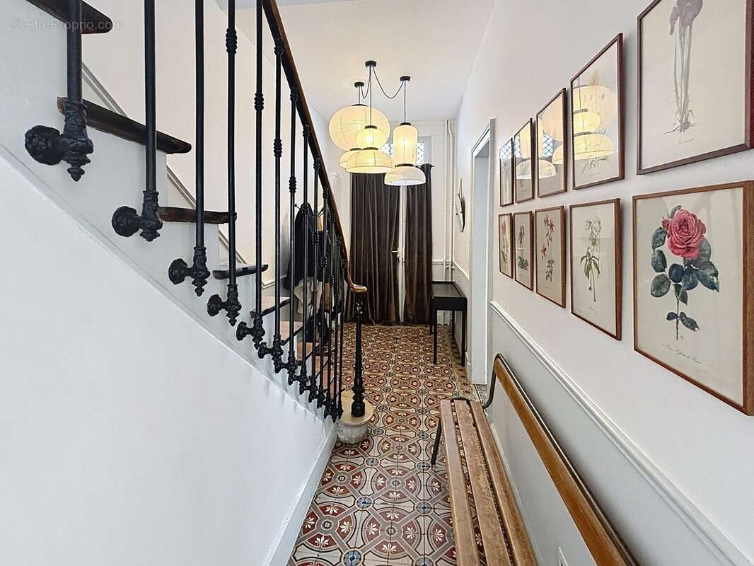 Maison à vendre 9 pièces REIMS (51) - photo 3