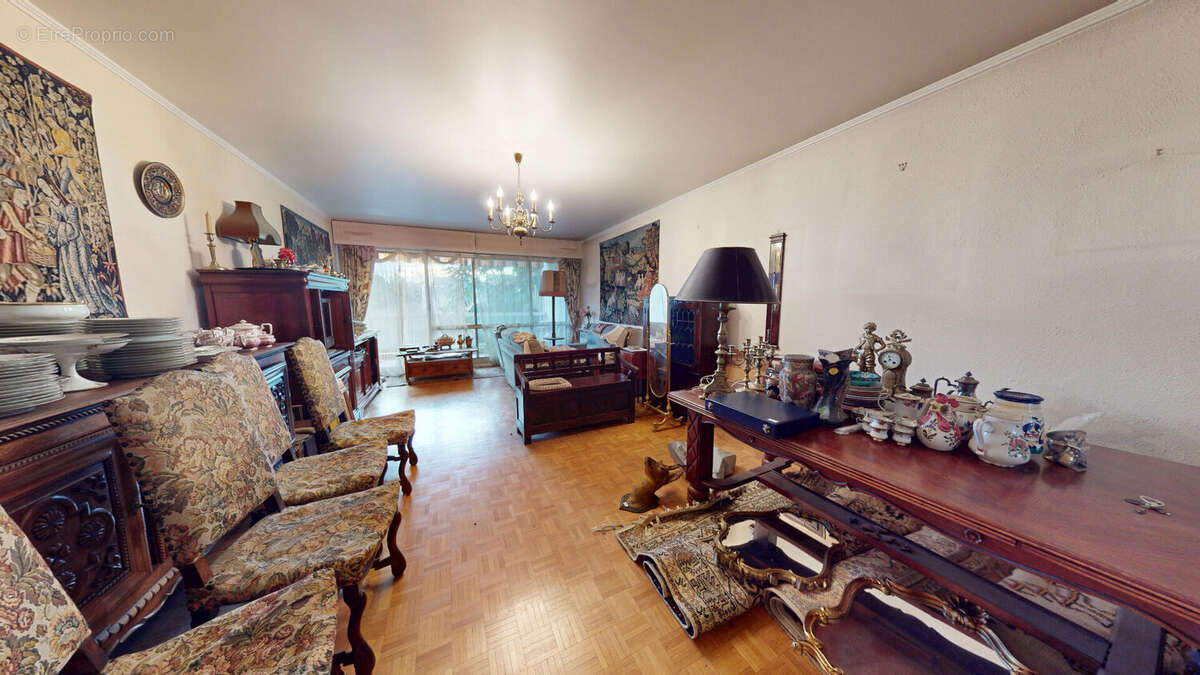 Appartement à ENGHIEN-LES-BAINS