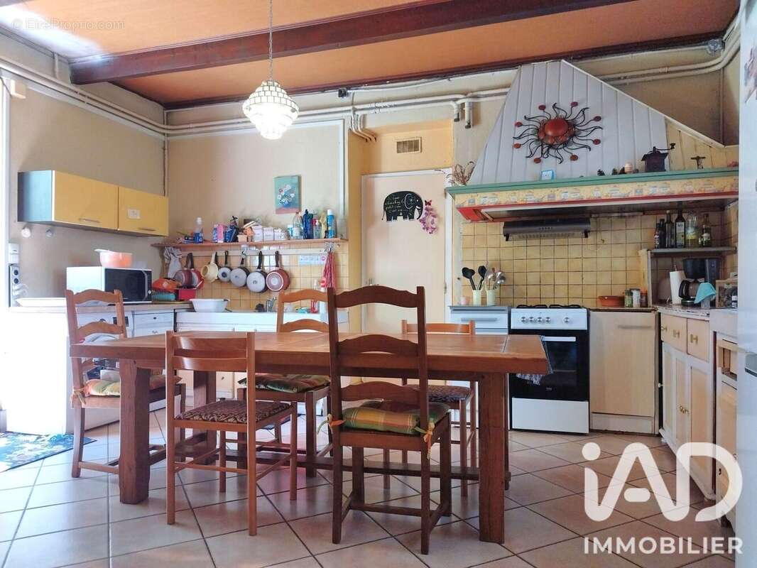 Maison 85 m² à La Cavalerie  - photo 8