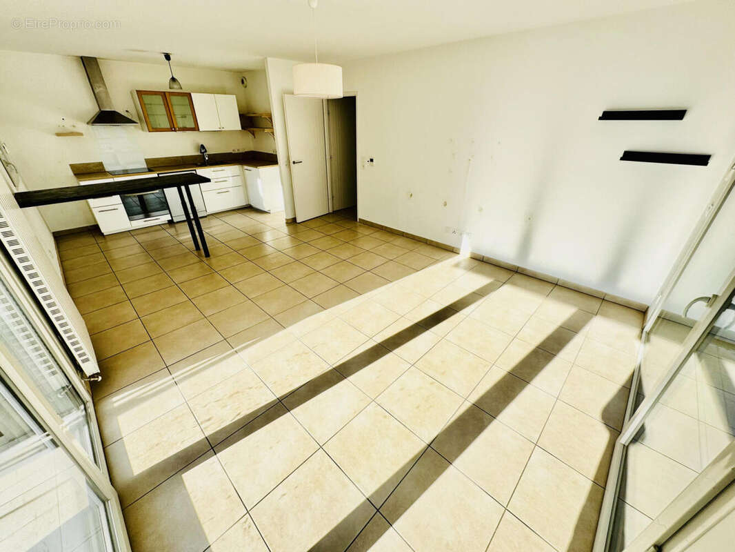 salon (4) - Appartement à SAINT-JULIEN-EN-GENEVOIS