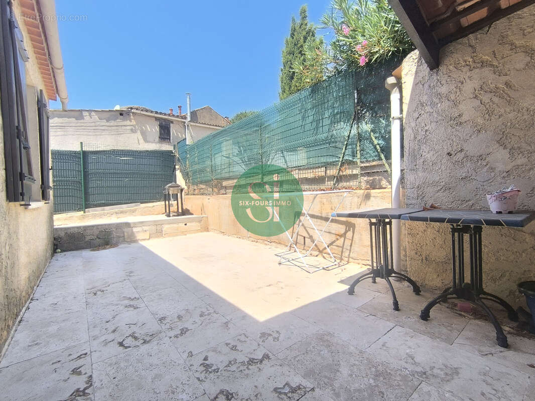 Seyne sud / maison plain pied-piscine-garage - photo 10