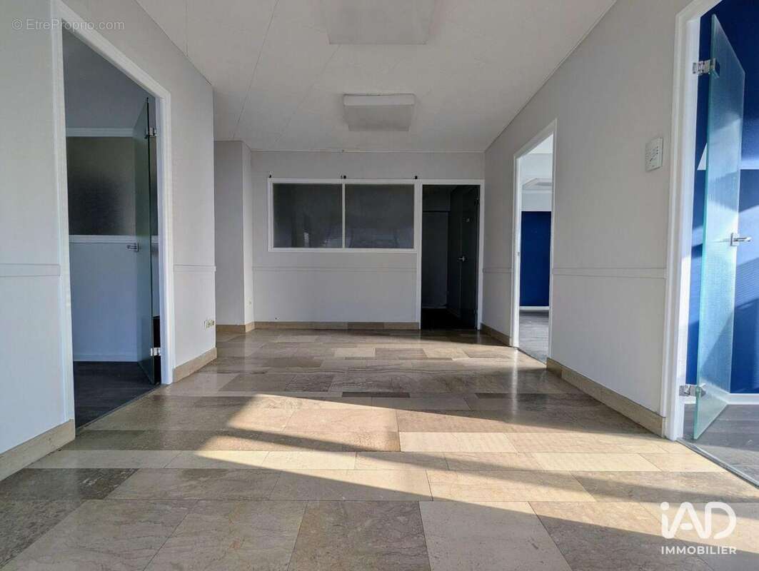 Commerce 86 m² à Bethune  - photo 2