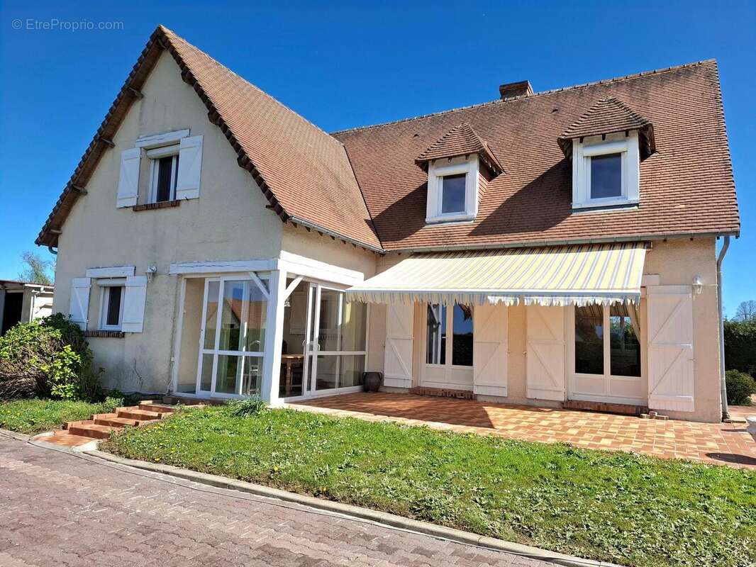 Maison 200 m² à La Cambe  - photo 2